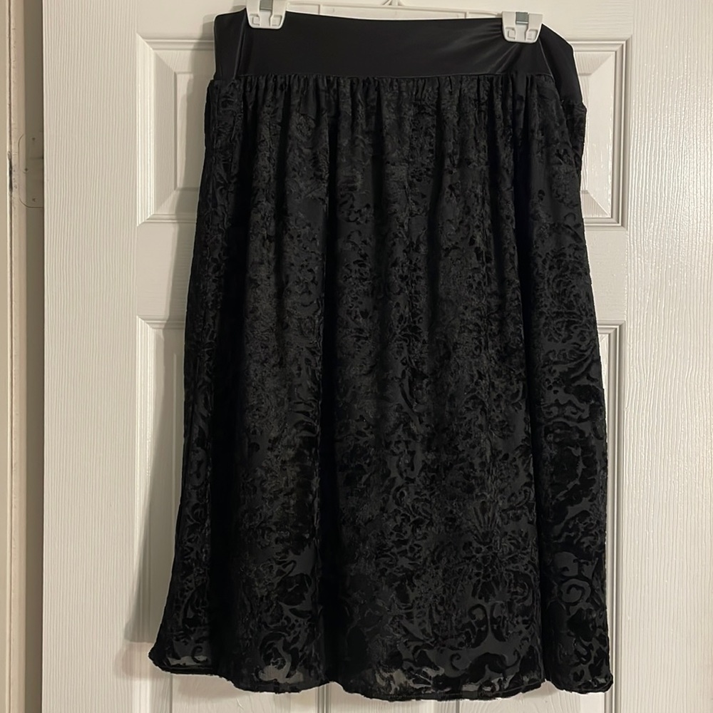 REQUIRMENTS® Black Skirt